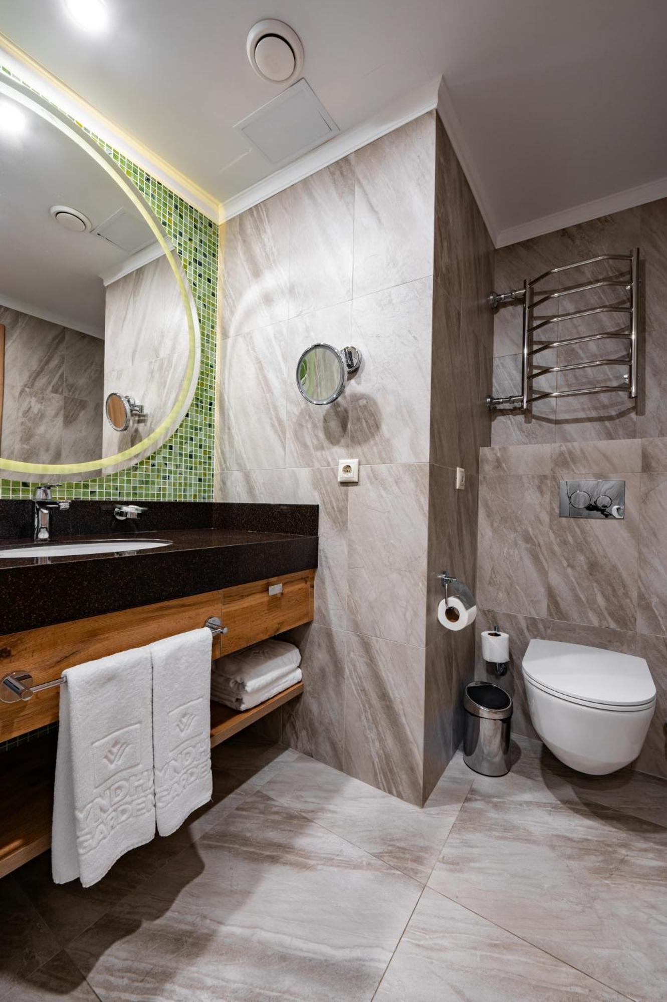 Wyndham Garden Burabay Hotel Bagian luar foto