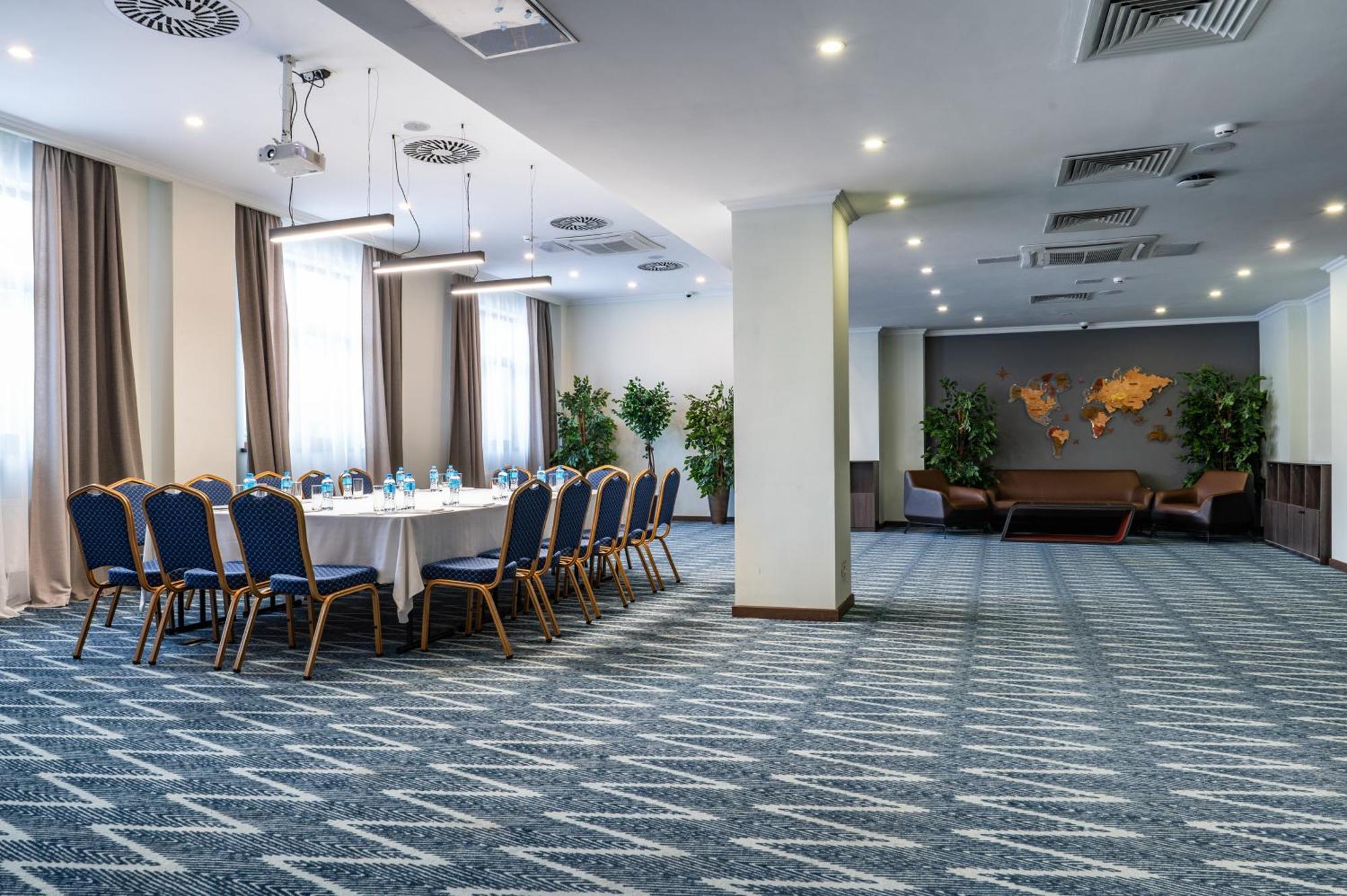 Wyndham Garden Burabay Hotel Bagian luar foto