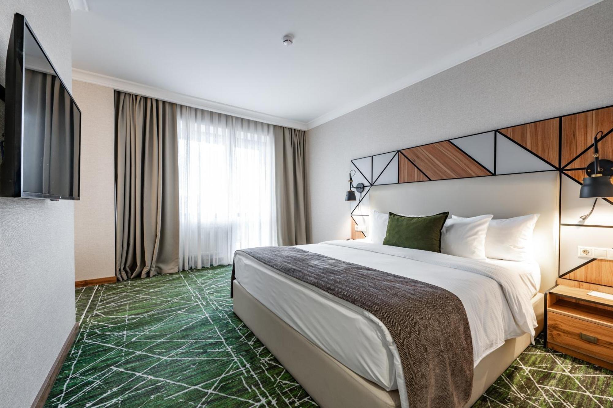 Wyndham Garden Burabay Hotel Bagian luar foto